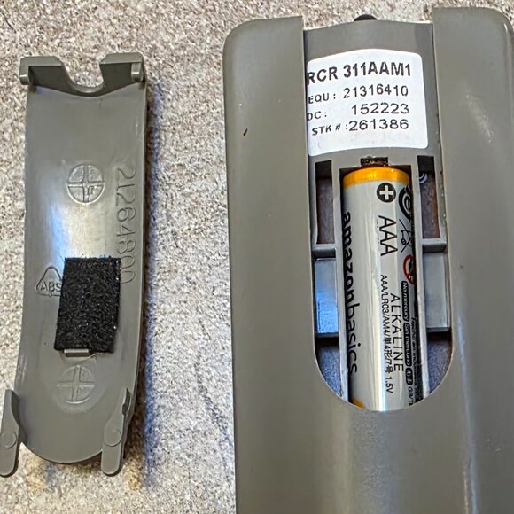 RCA Universal Remote Control Device RCR311AAM1 tested works - Picture 3 of 3